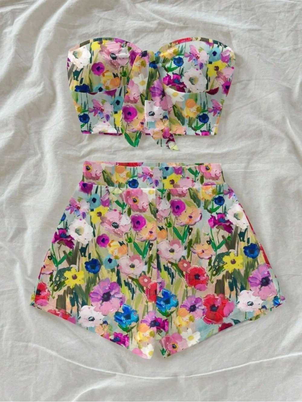 Floral Two-Piece Strapless Crop Top & High-Waist Shorts Set - Multicolor - Picture 1 of 2